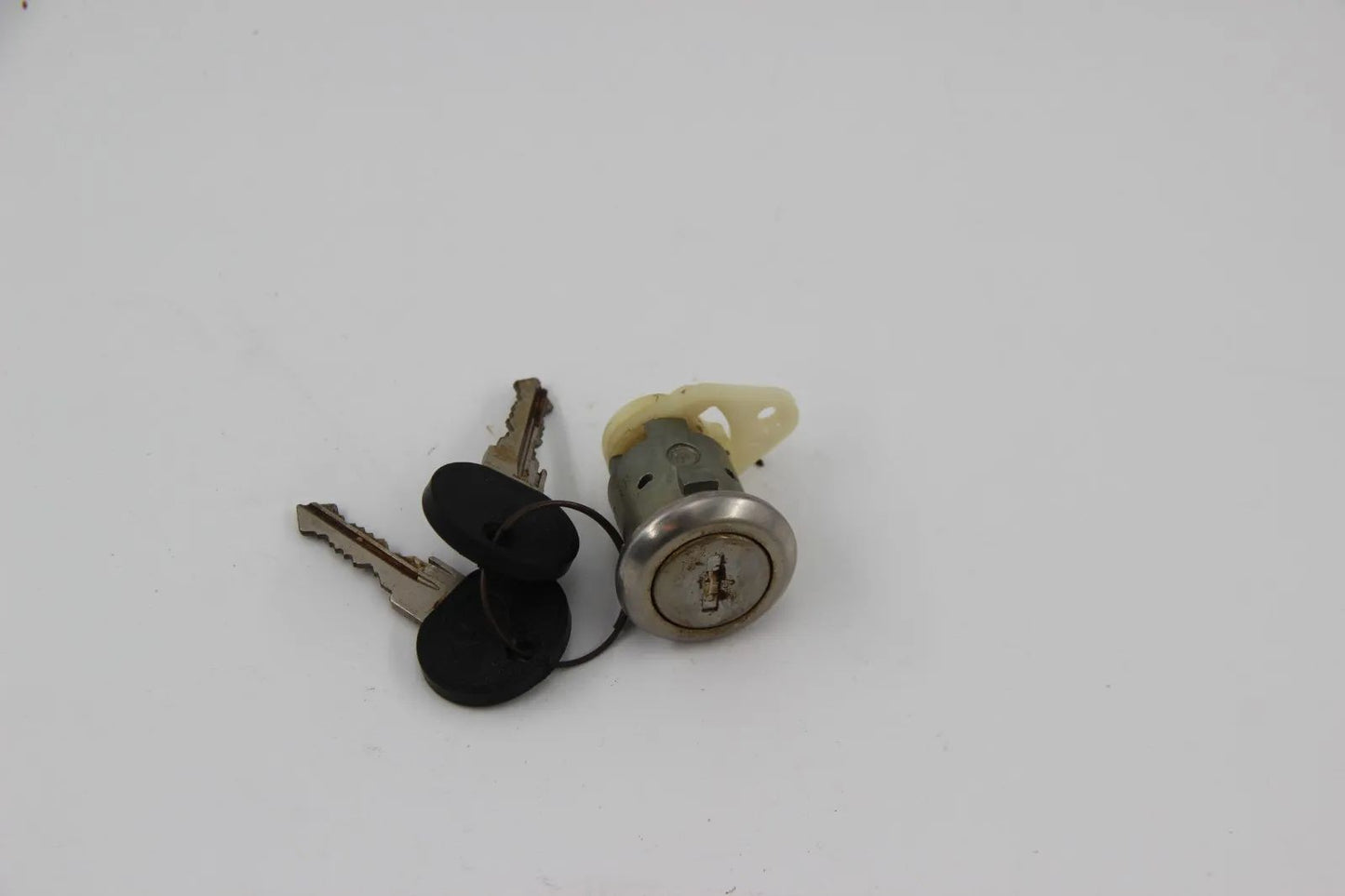 BMW E21 316-323i  Türschloss Vorne Links mit Schlüssel  51211848861 Neu