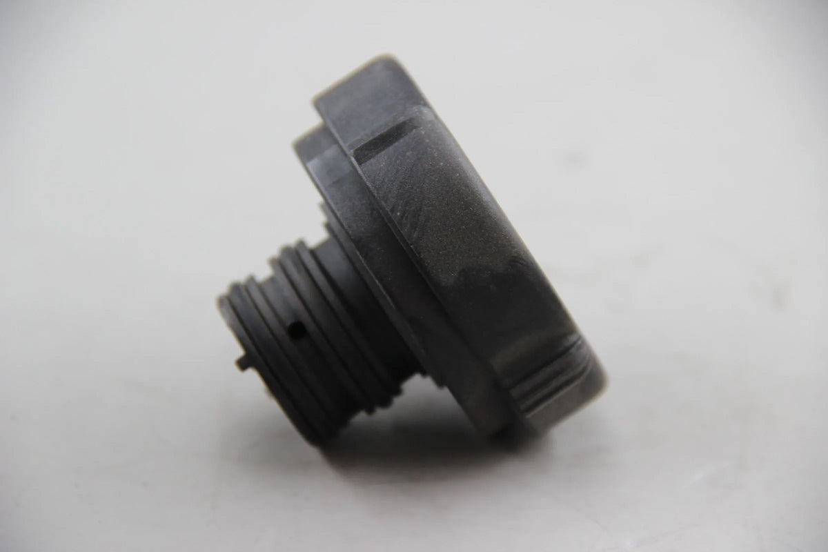 Original BMW E30 E36 E46 E34 E39 E32 E38 E65 Kühlerverschluss 2,0BAR 17111742231