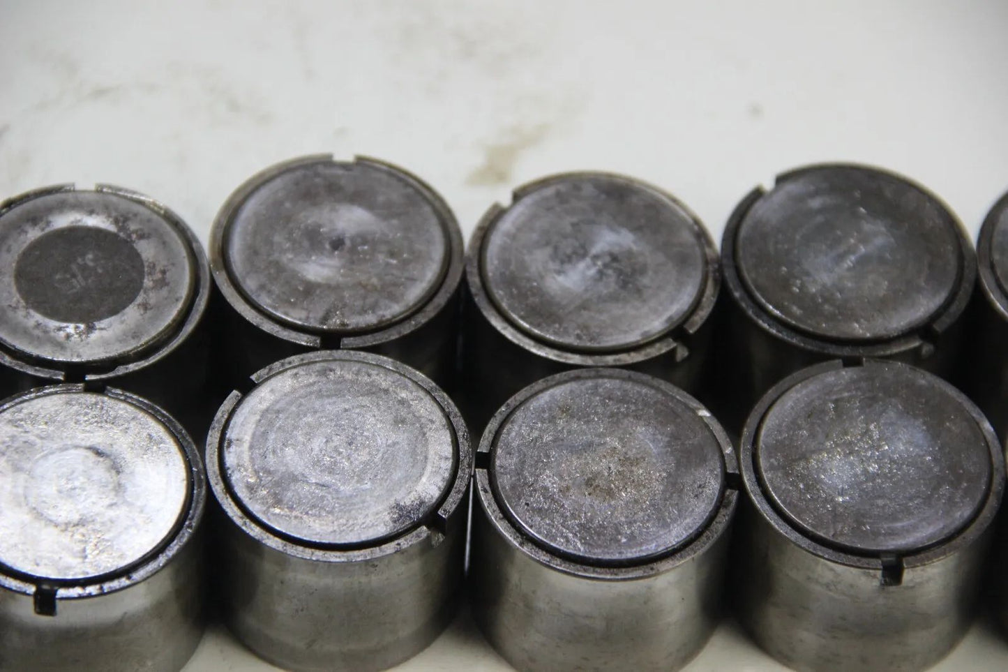 Original BMW E30 M3 S14 3er 16x Tassenstößel Satz mit Shims 11341308158