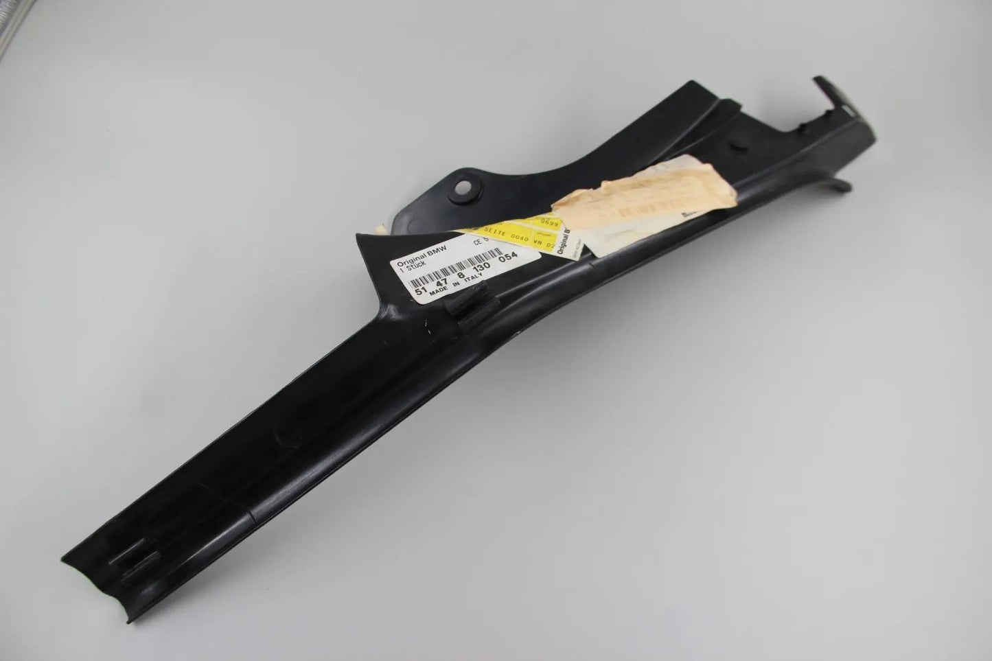 Original BMW E30 Einstiegsleistenblende hinten rechts schwarz 51478130054
