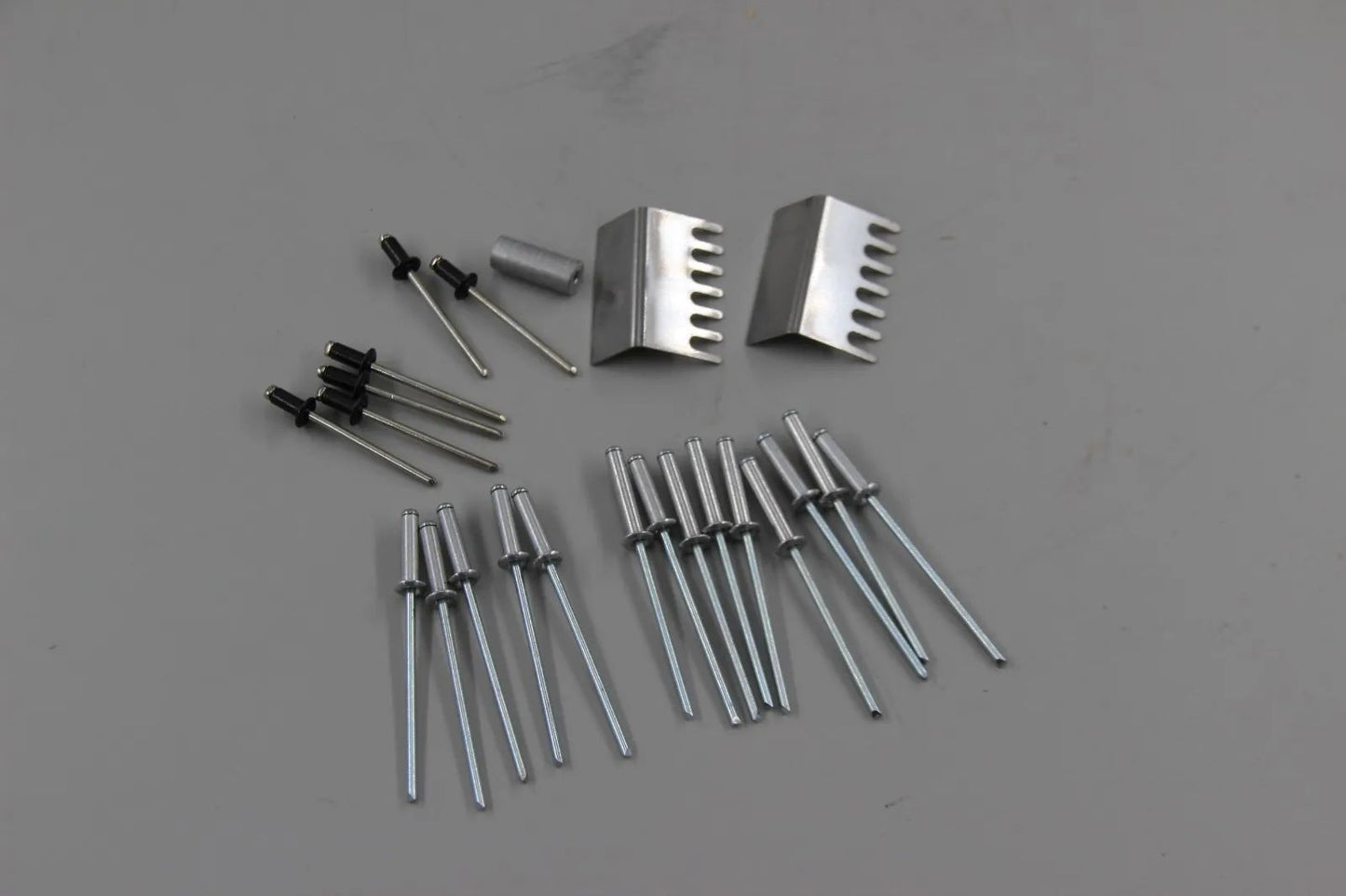 Original BMW E36 318i-328i M3 Rep.Satz Einsatzteil im Bezug C-Säule 54318209781