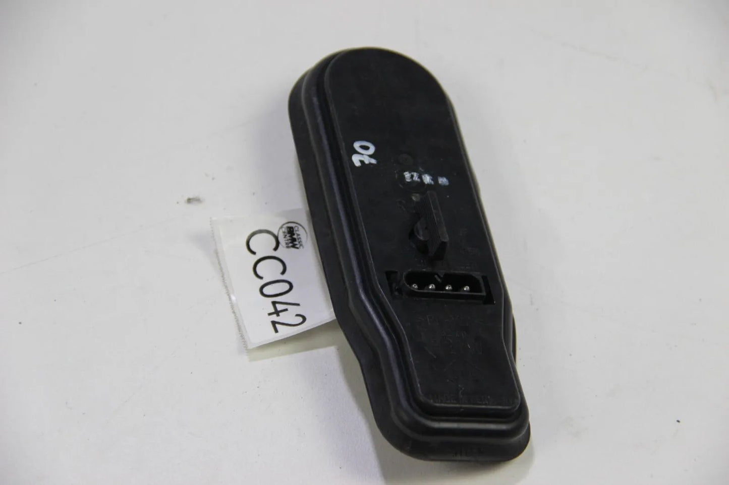 Original BMW E39 Lampenträger für Rückleuchte 63218371324