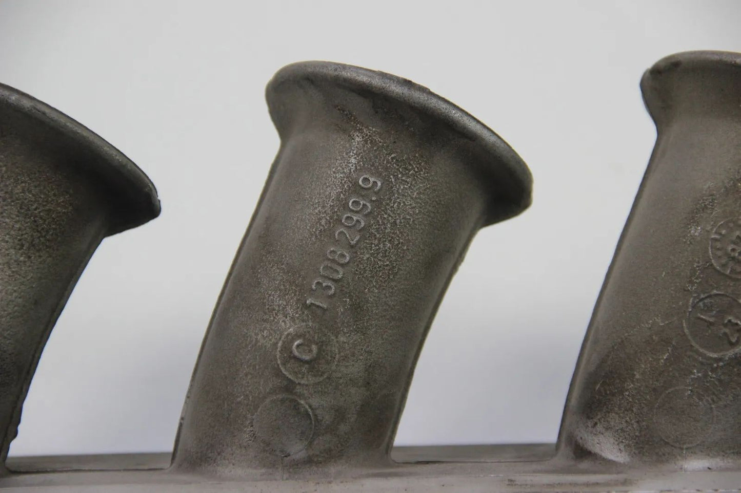 Original BMW E30 M3 S14 Trompeten 1308299 Intake Trumpets S14b23 2.3