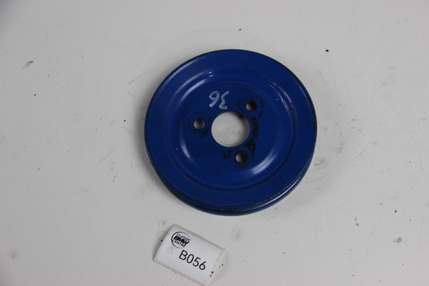 Original BMW E21 E12 M10 E28 E24 M30  Riemenscheibe Pulley Servopumpe 1272446