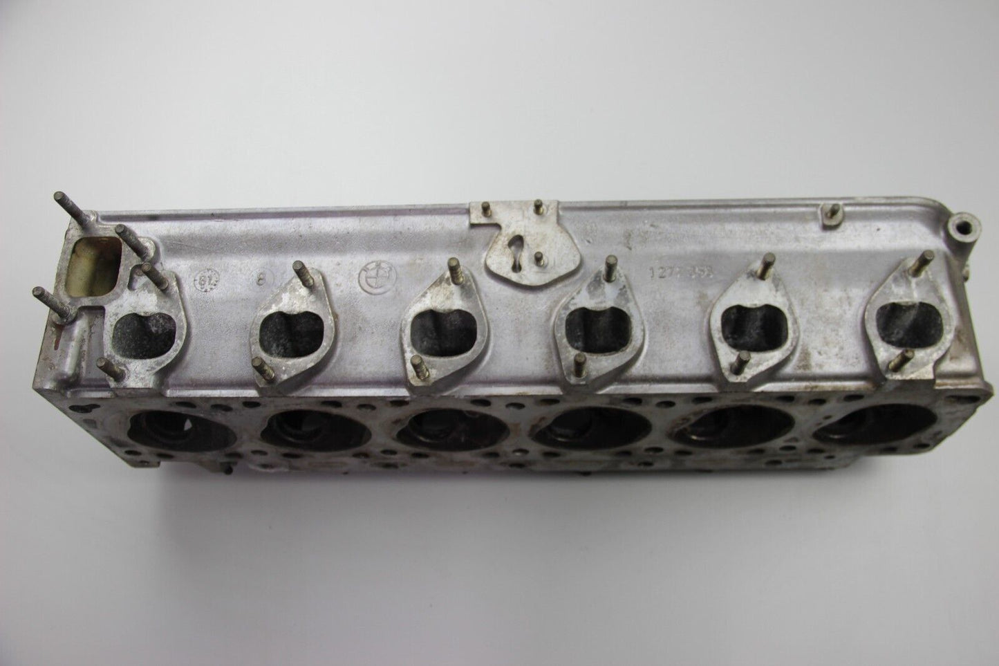 BMW Zylinderkopf Cylinder Head  1277358 E23 E24 E28 M30 81