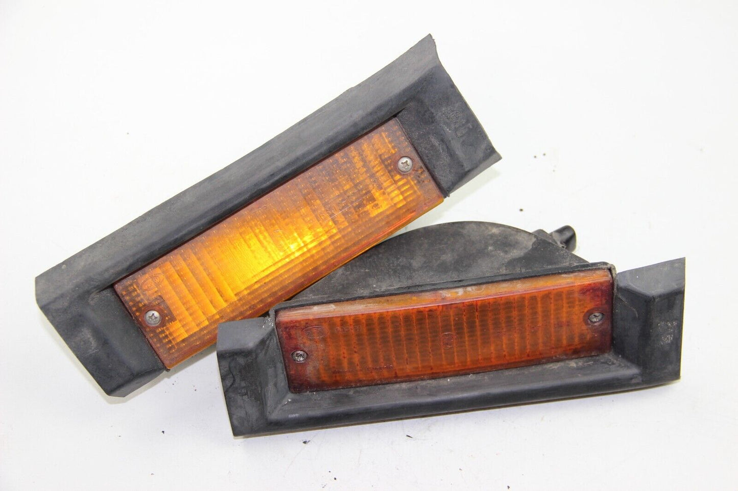 BMW E30 Blinker Paar Turn Signal VFL Type 1 1377994 1377993 Orange