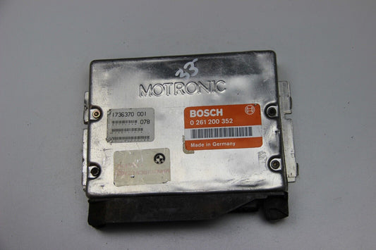 BMW Motorsteuergerät ECU E32 750i E31 850ci 0261200352