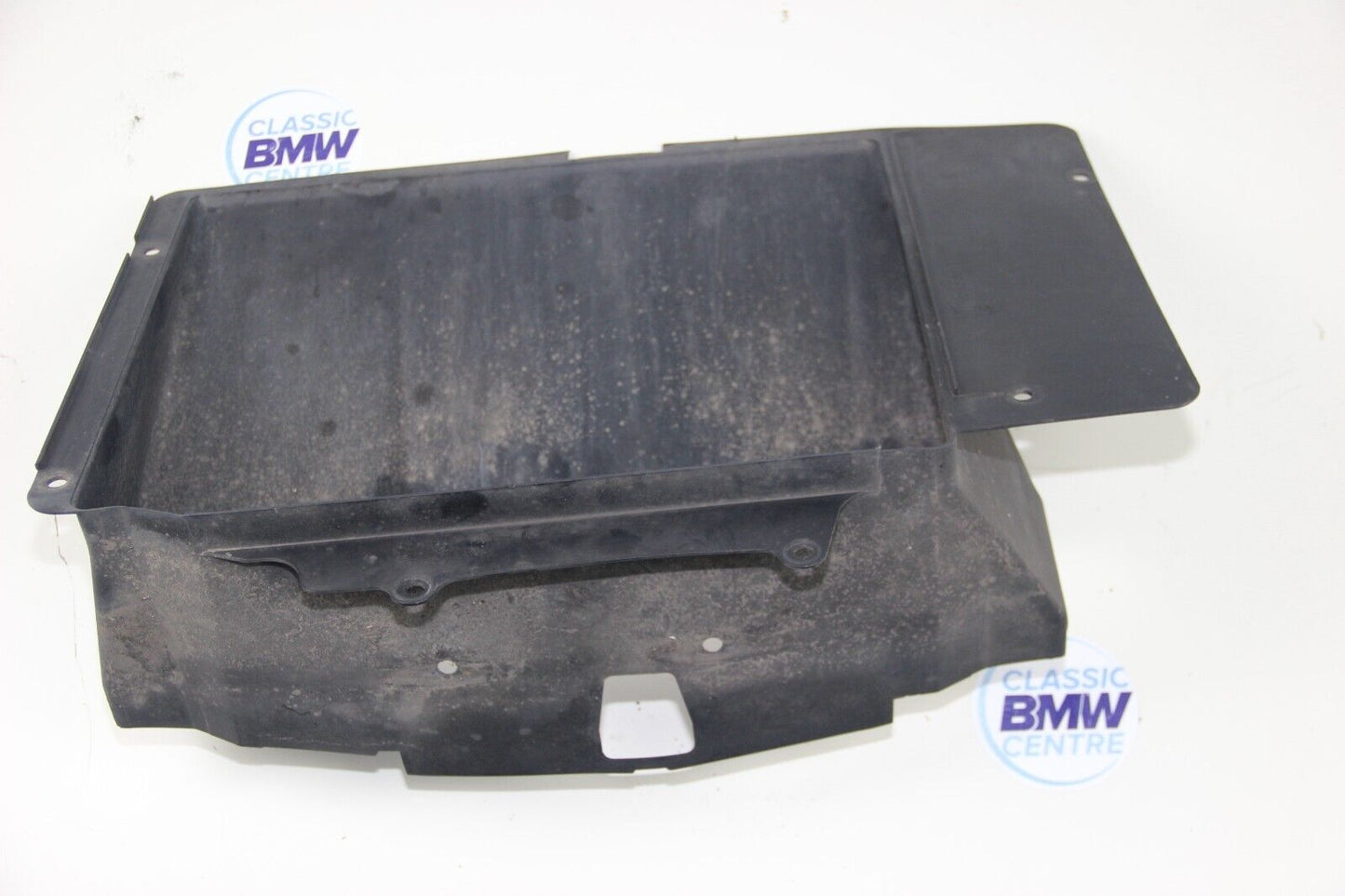 BMW E30 Kühler Luftführung Trichter Collector Cover Radiator 1939304