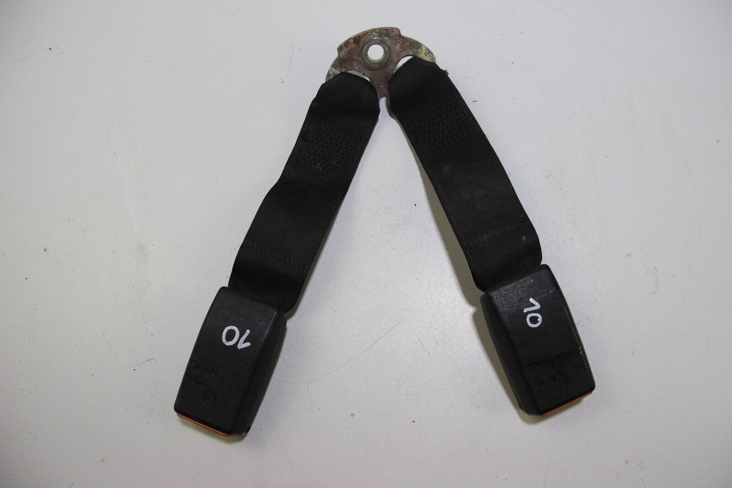 Original BMW E30 Sicherheitsgurt Gurtschloss Rücksitzbank Seatbelt