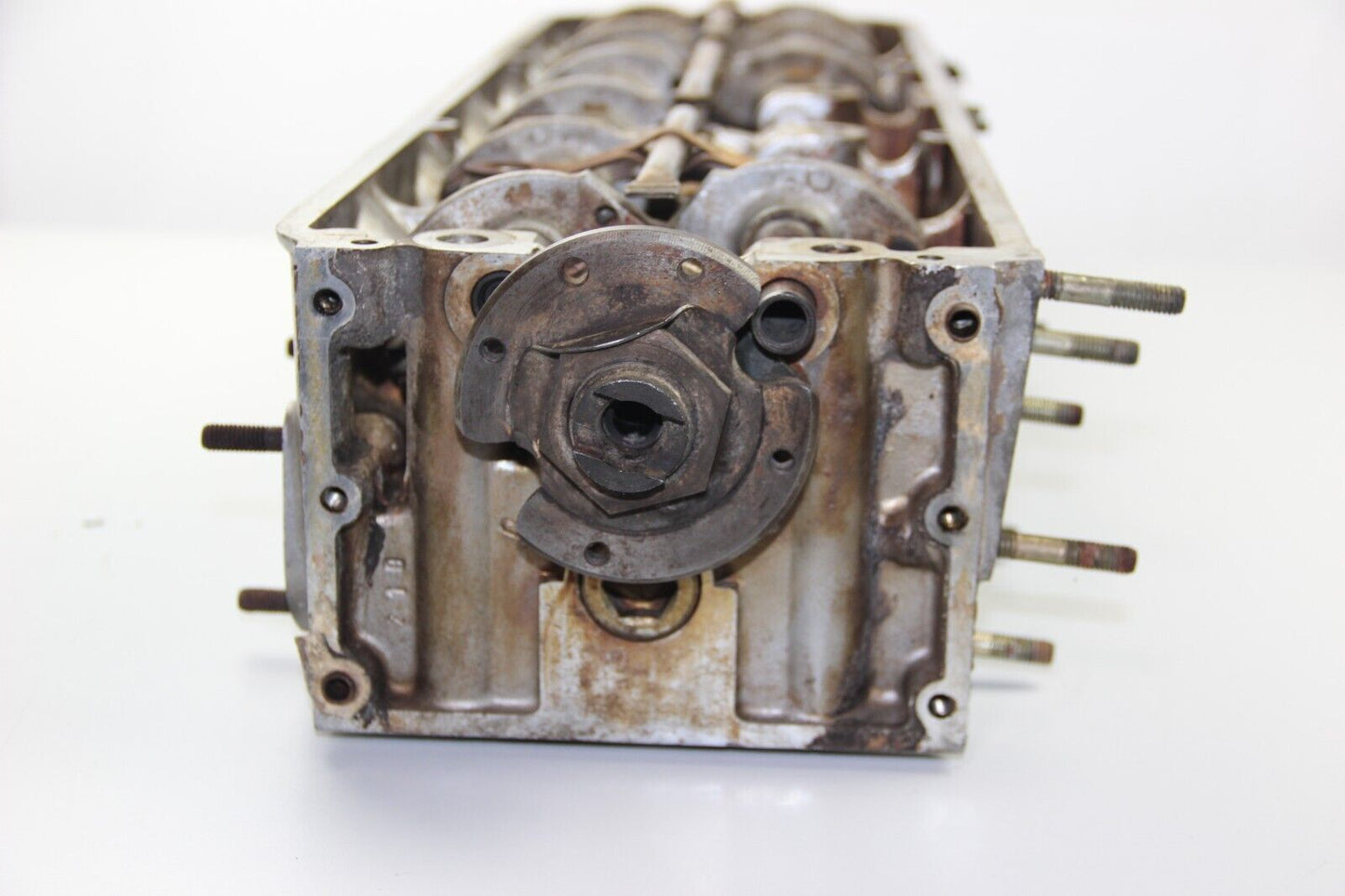 BMW Zylinderkopf Cylinder Head  1277358 E23 E24 E28 M30 81