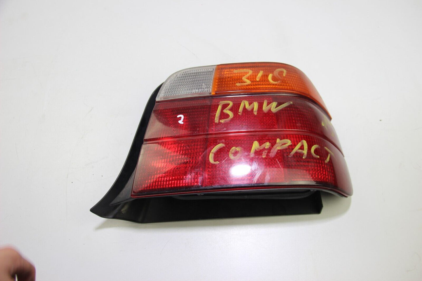 Original BMW E36 3er Rückleuchte Rücklicht rechts 8353806 compact ti