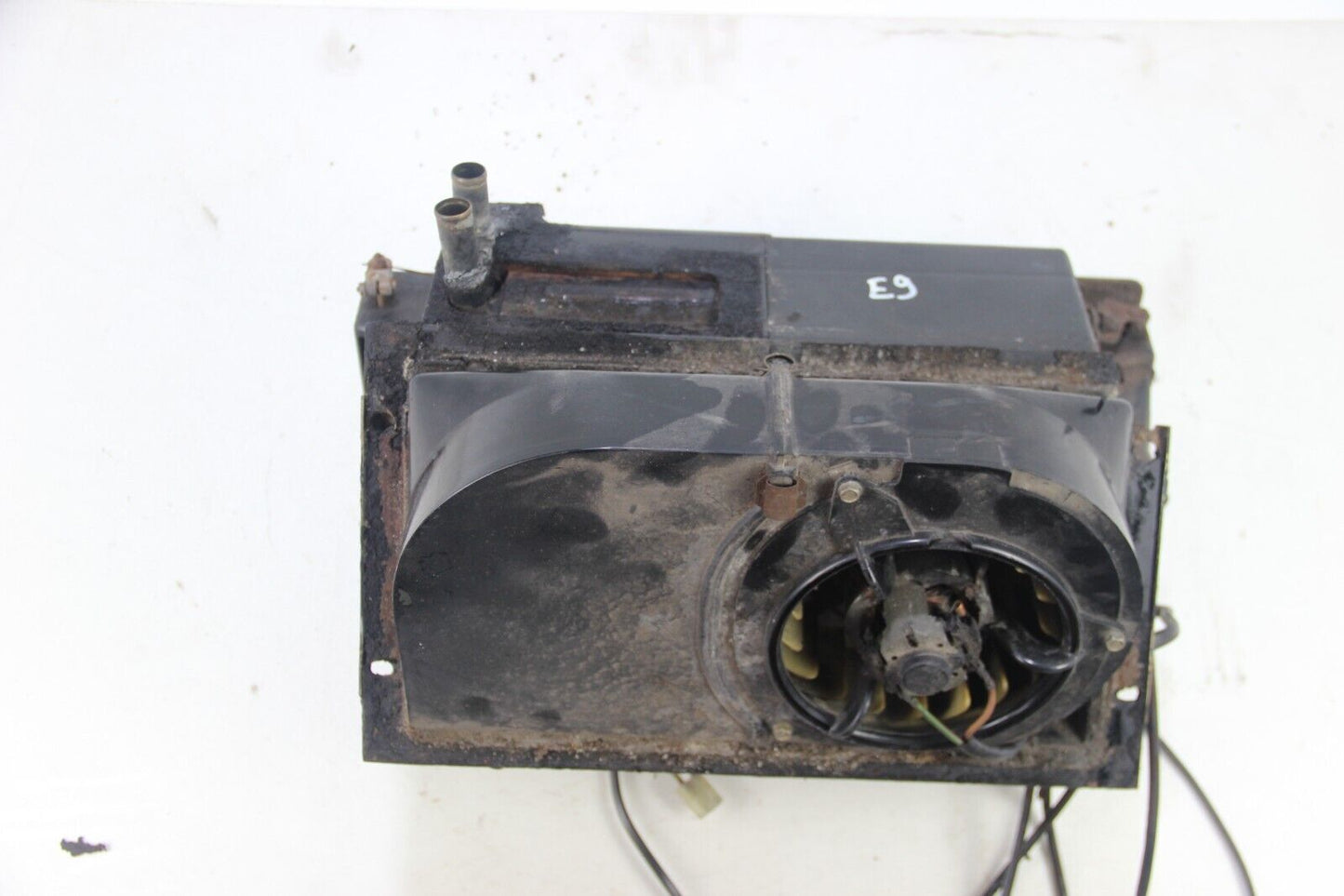 Original BMW E9 2500 2800 cs Heizungskasten Gebläse Wärmetauscher 1369612 Heater