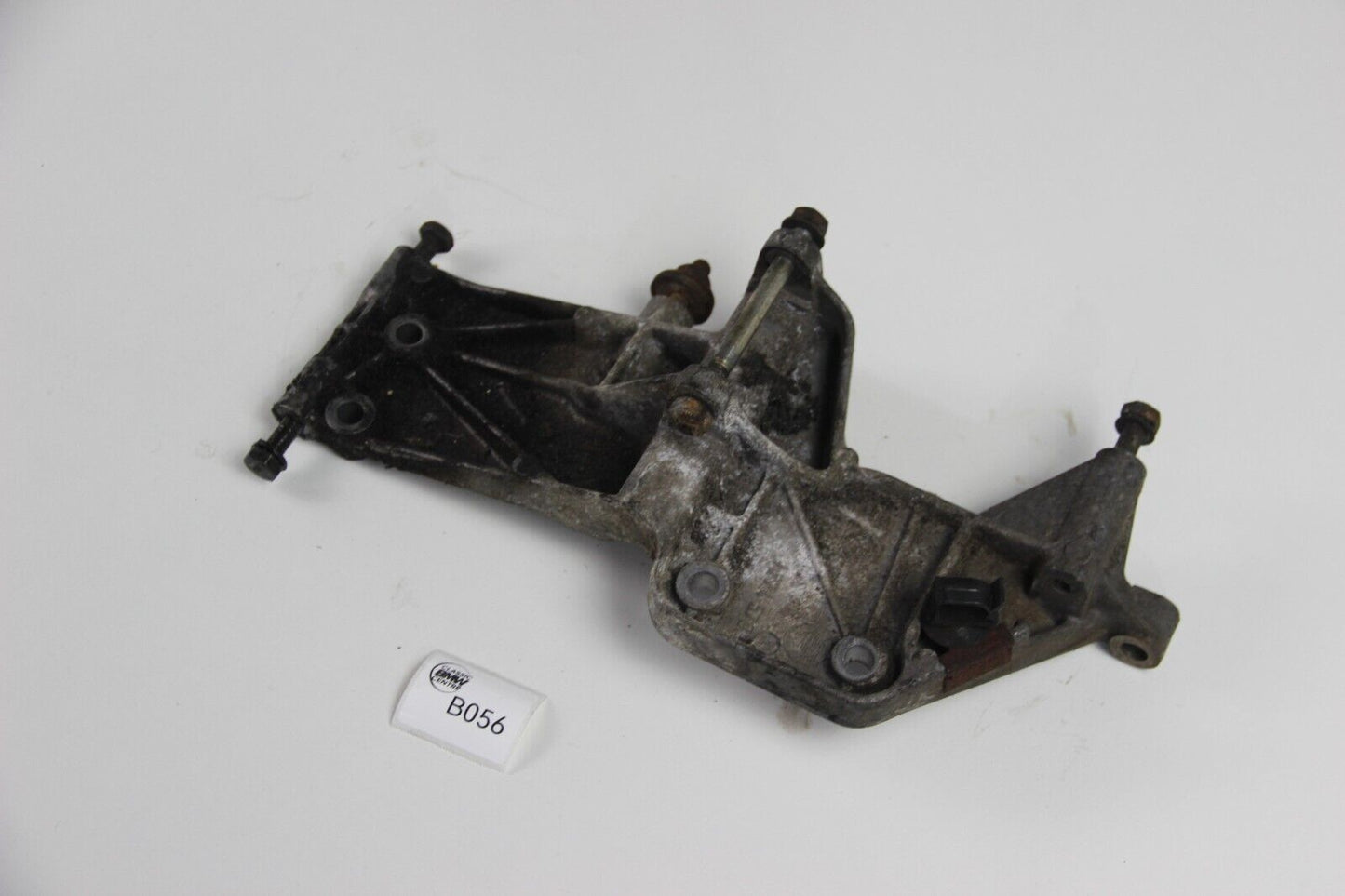 Original BMW E23 E24 E28 M30 Lagerblock Halterung Servo Pumpe 1274579