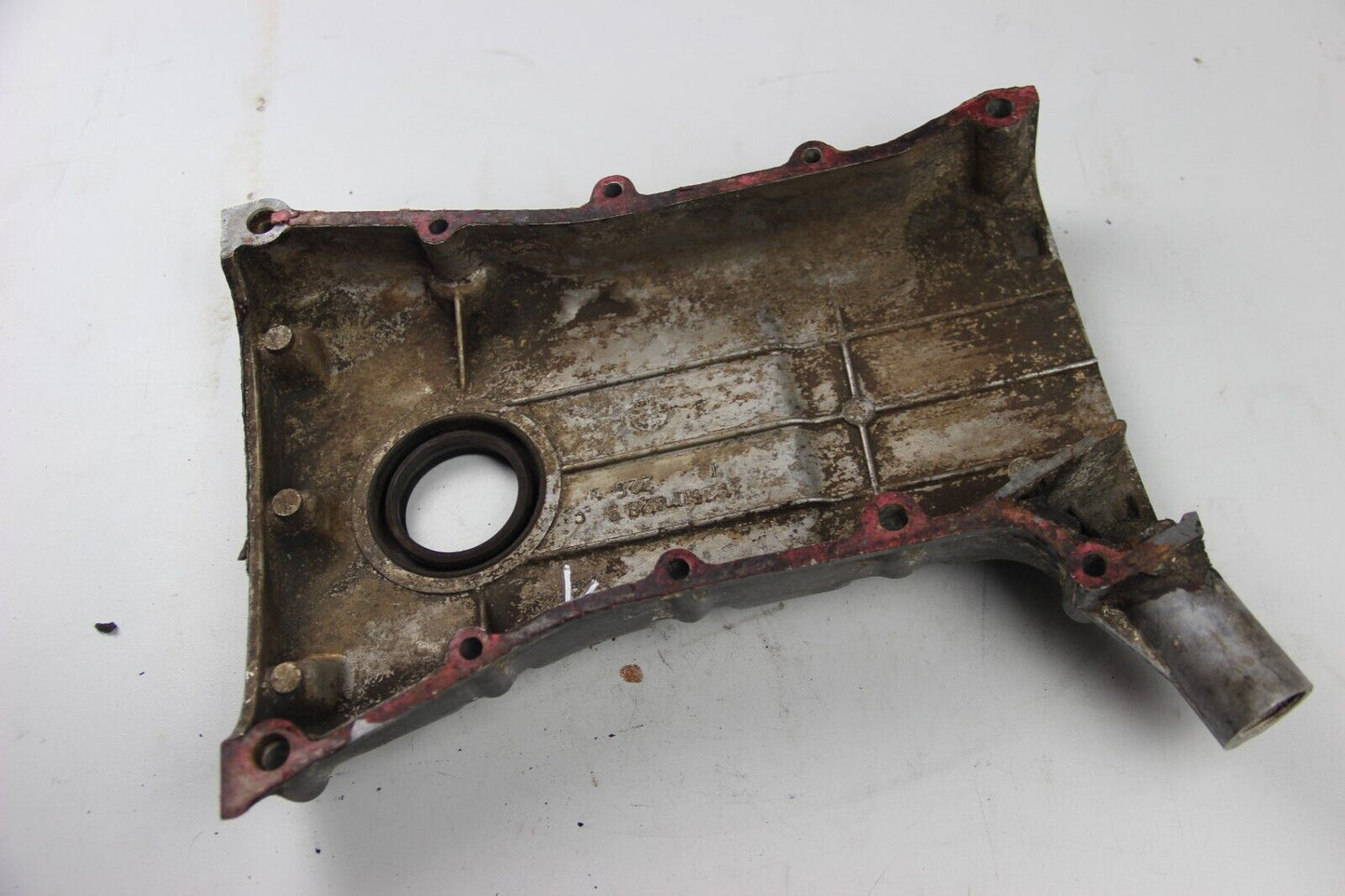 BMW E3 E9 E12 E24 E23 E28 M30  Stirndeckel Kettenkasten Abdeckung 12500289